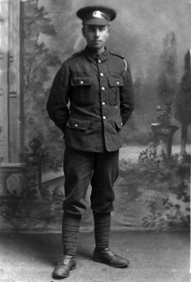 Gilbert's photo in the Cromer War Roll. Gilbert's photo in the Cromer War Roll.
